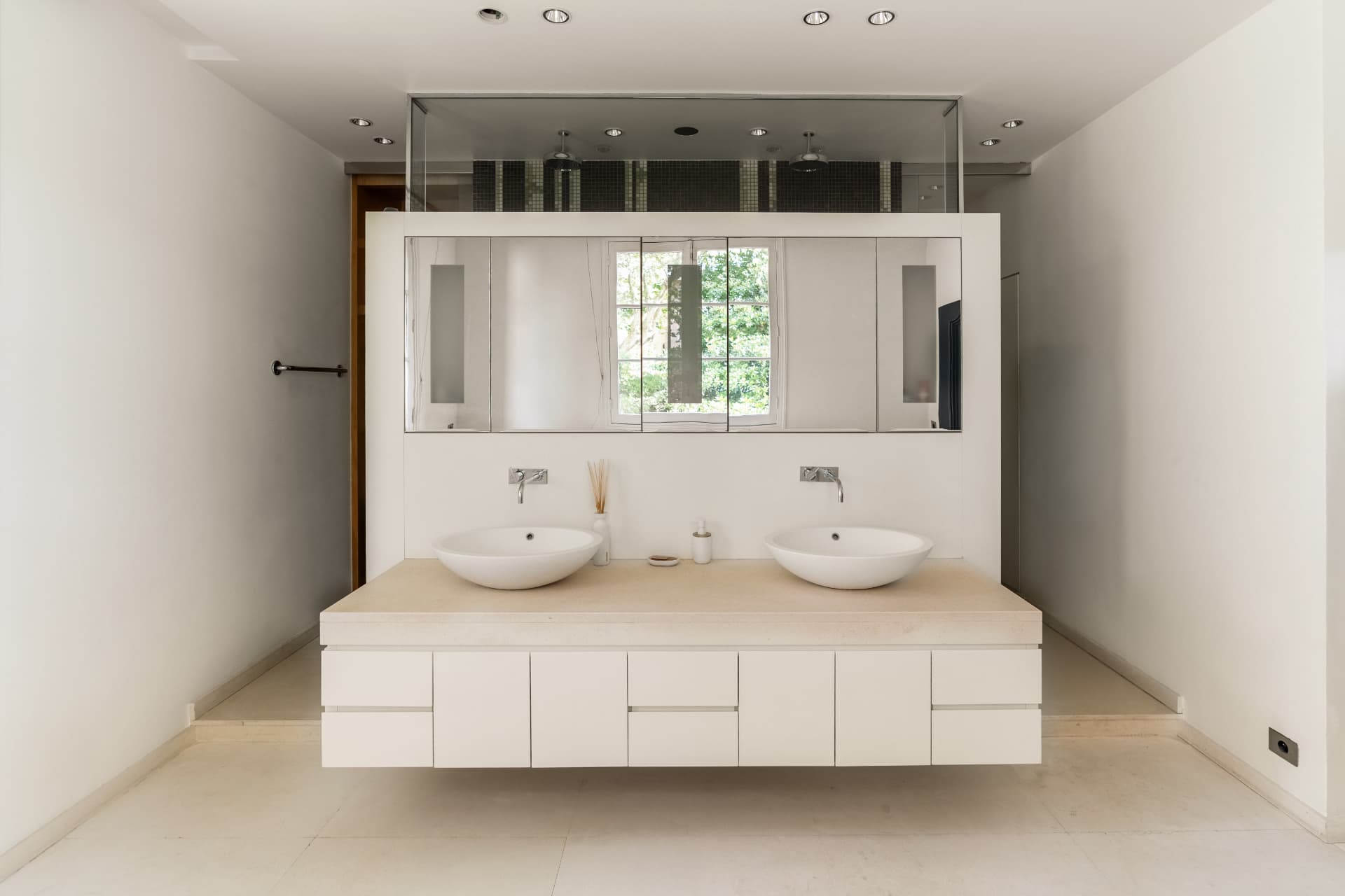 Principal bathroom with twin basins